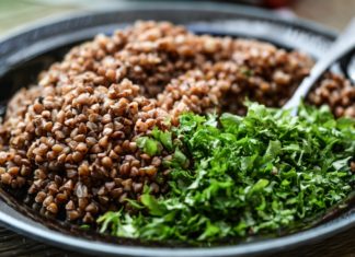 Vánoční tabule – načerpejte inspiraci a ušetřete své trávení