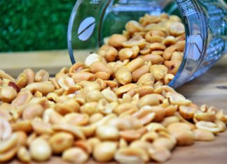 Test arašídů: plísní se nemusíte bát