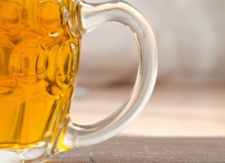 Sezóna masa z grilu a vychlazeného piva je opět tady
