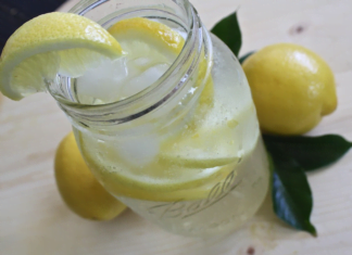 Detoxikace a posílení organismu si žádají vodu