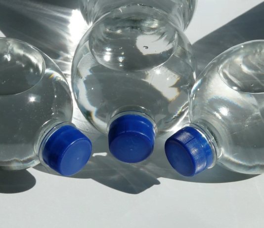 Znáte mýty o vodě a minerálkách?