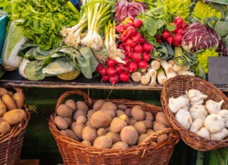 Těšíte se na farmářské trhy? Pečlivě se připravte a zjistěte, jak poznat kvalitní biopotraviny!