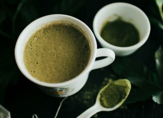 Lži a fámy okolo zeleného čaje matcha. Kde je pravda?