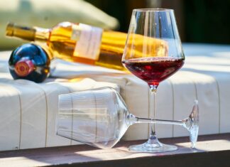 Méně alkoholu, stejný zážitek. Mladší generace stálečastěji sahá po lehčích vínech, ukazují nové studie